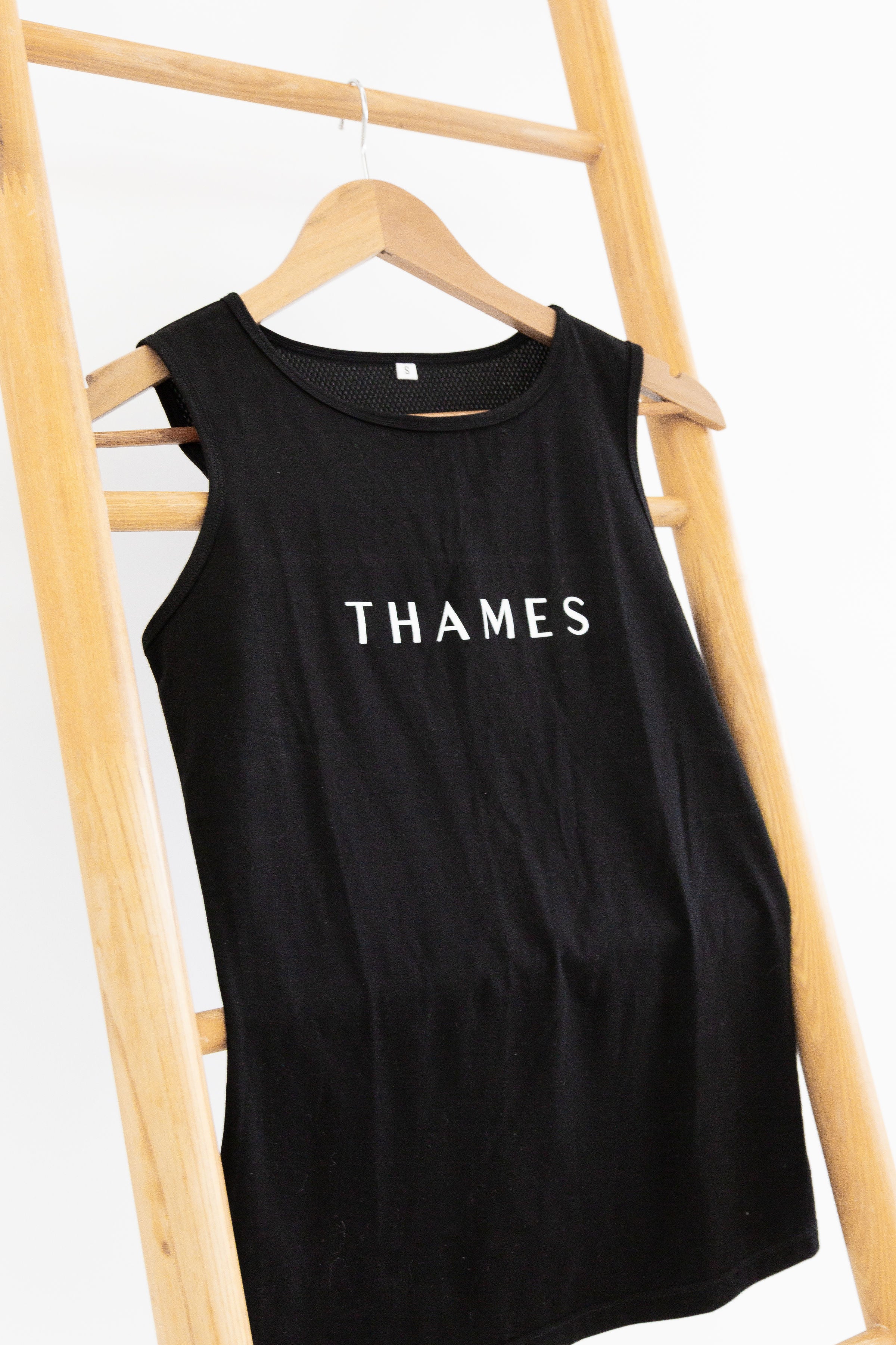 Thames Classic Tank